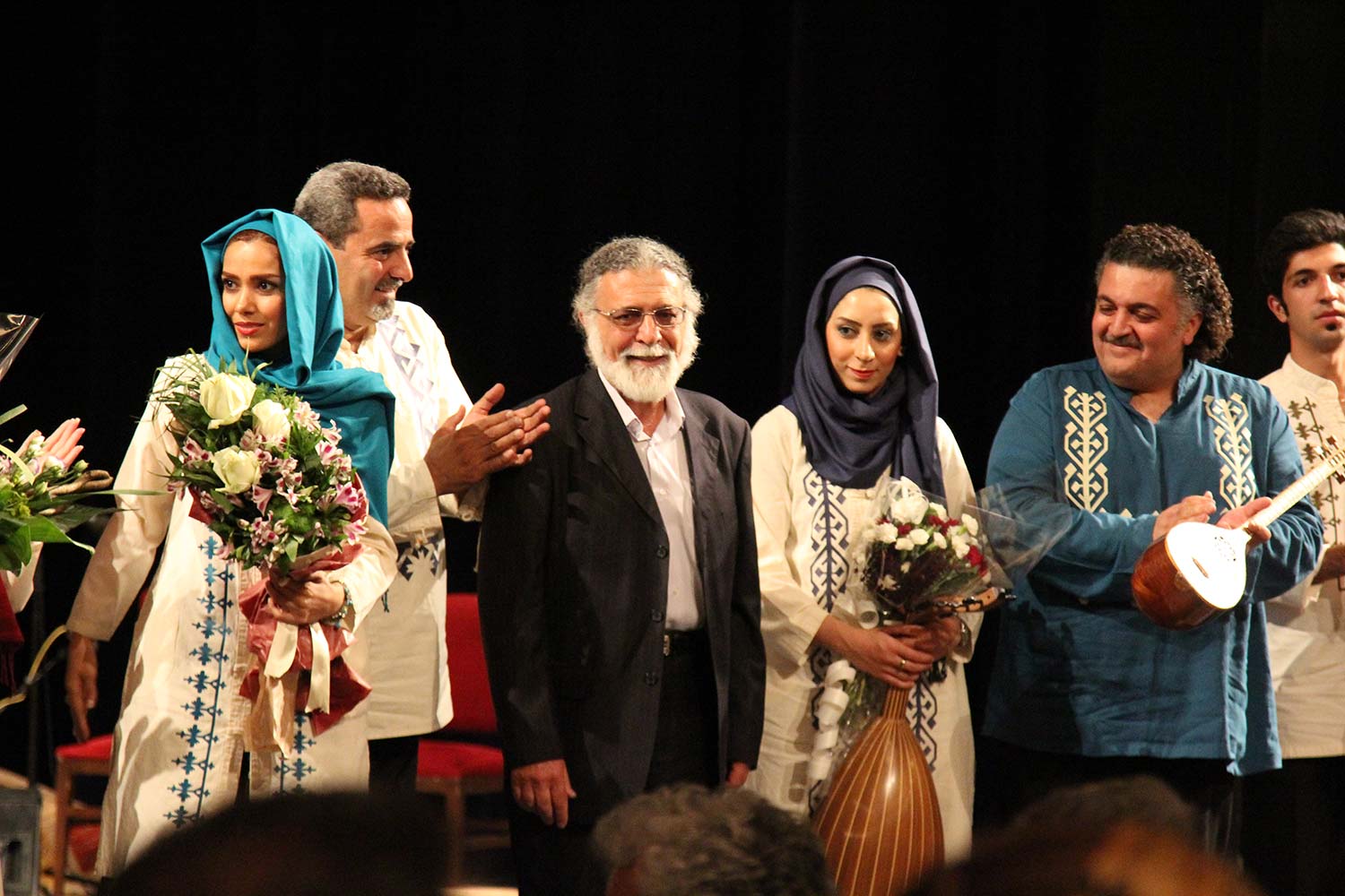 اردیبهشت ۱۳۹۰، تالار وحدت